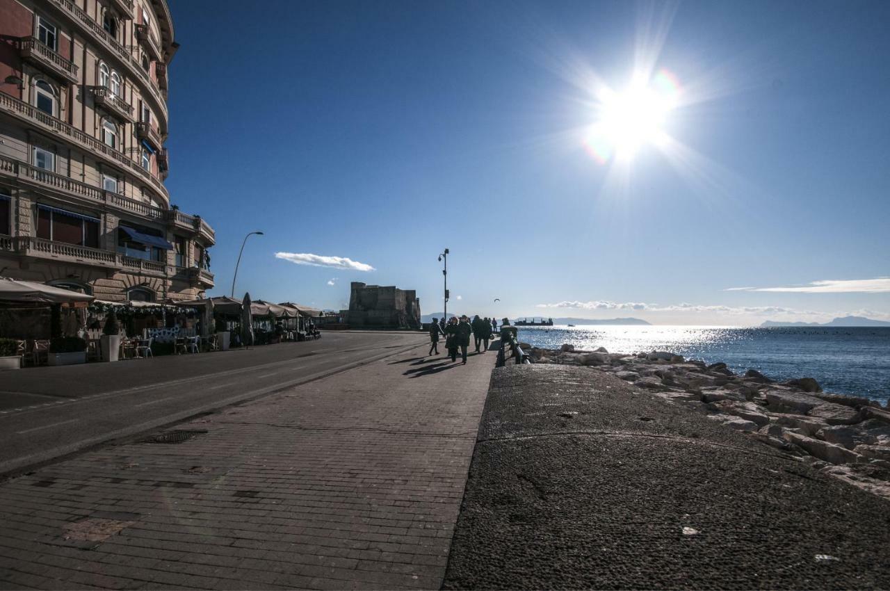 Chiatamone Seaside Appartamento *