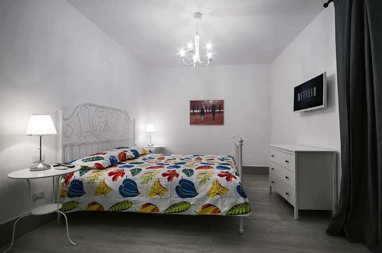 Appartamento Chiatamone Seaside *